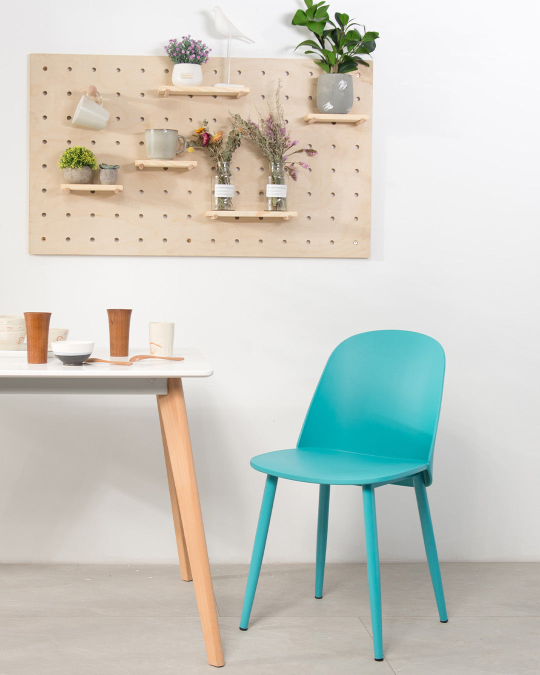 Silla de diseño Hertha de acero azul