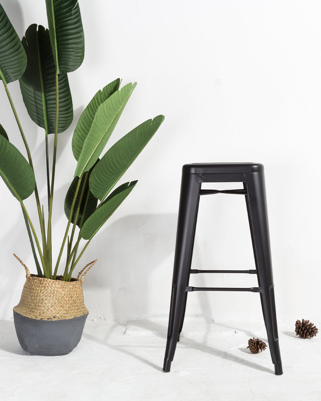 Lix Metal Bar Stool Rusty