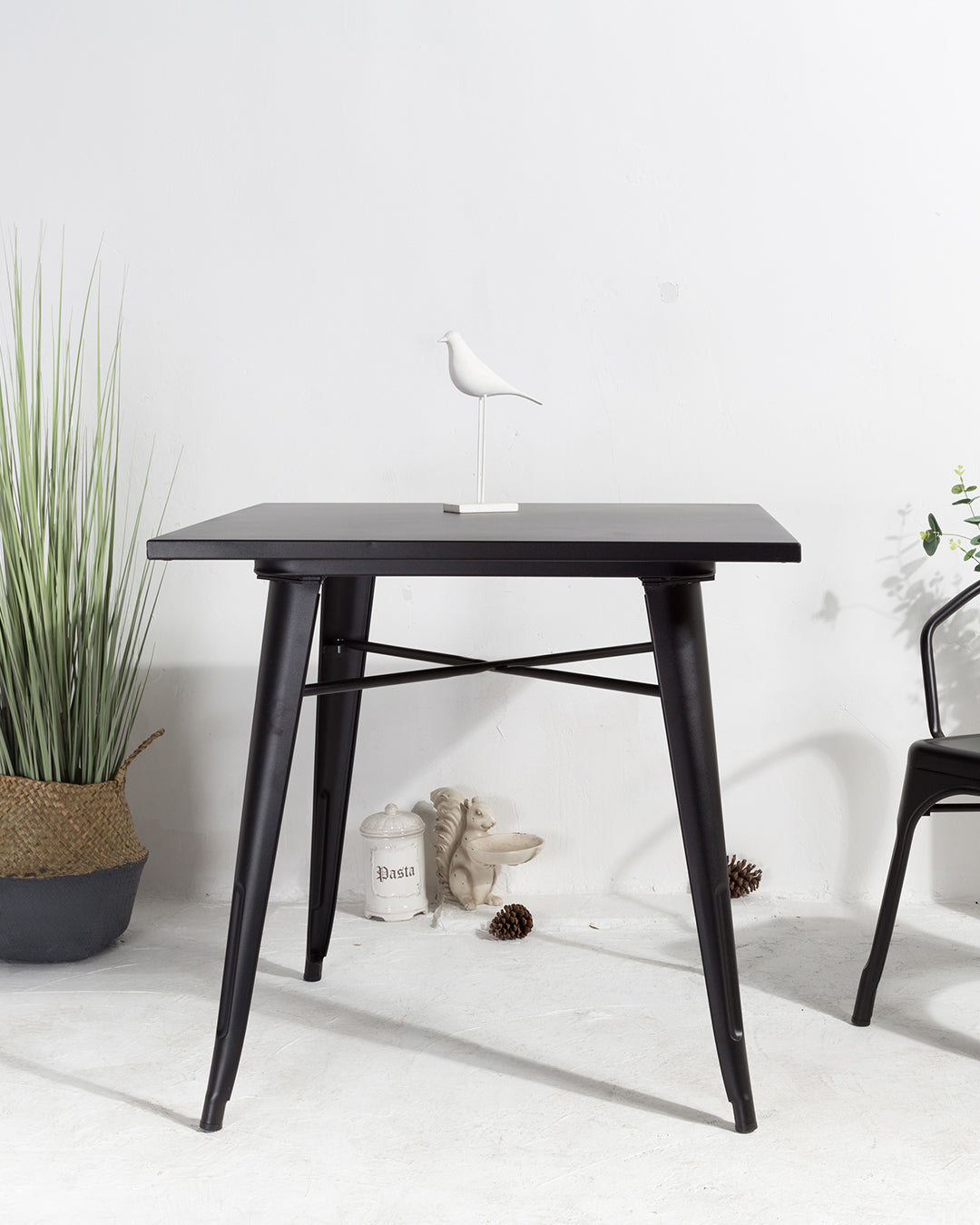 Mesa LIX de metal negro