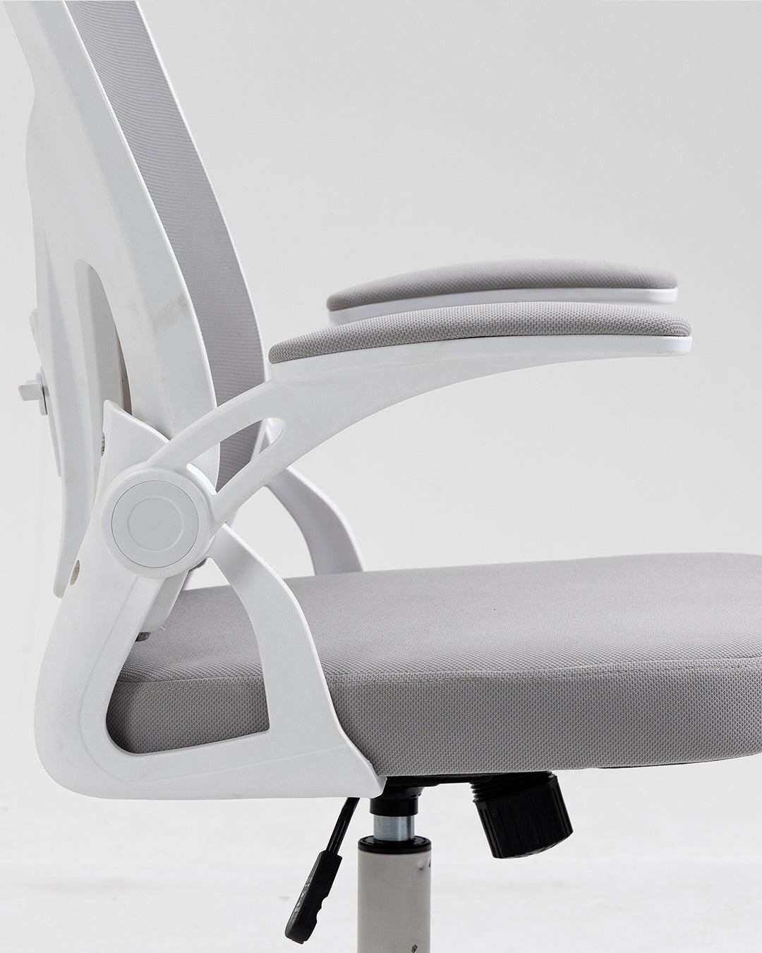 Dike Office Chair White Black