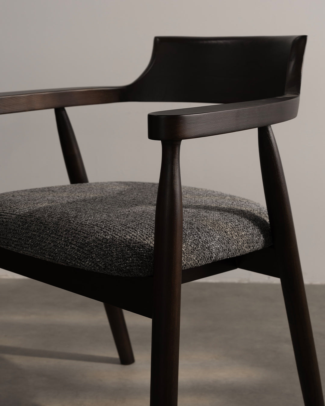 Silla de madera Kennedy Gris Oscuro