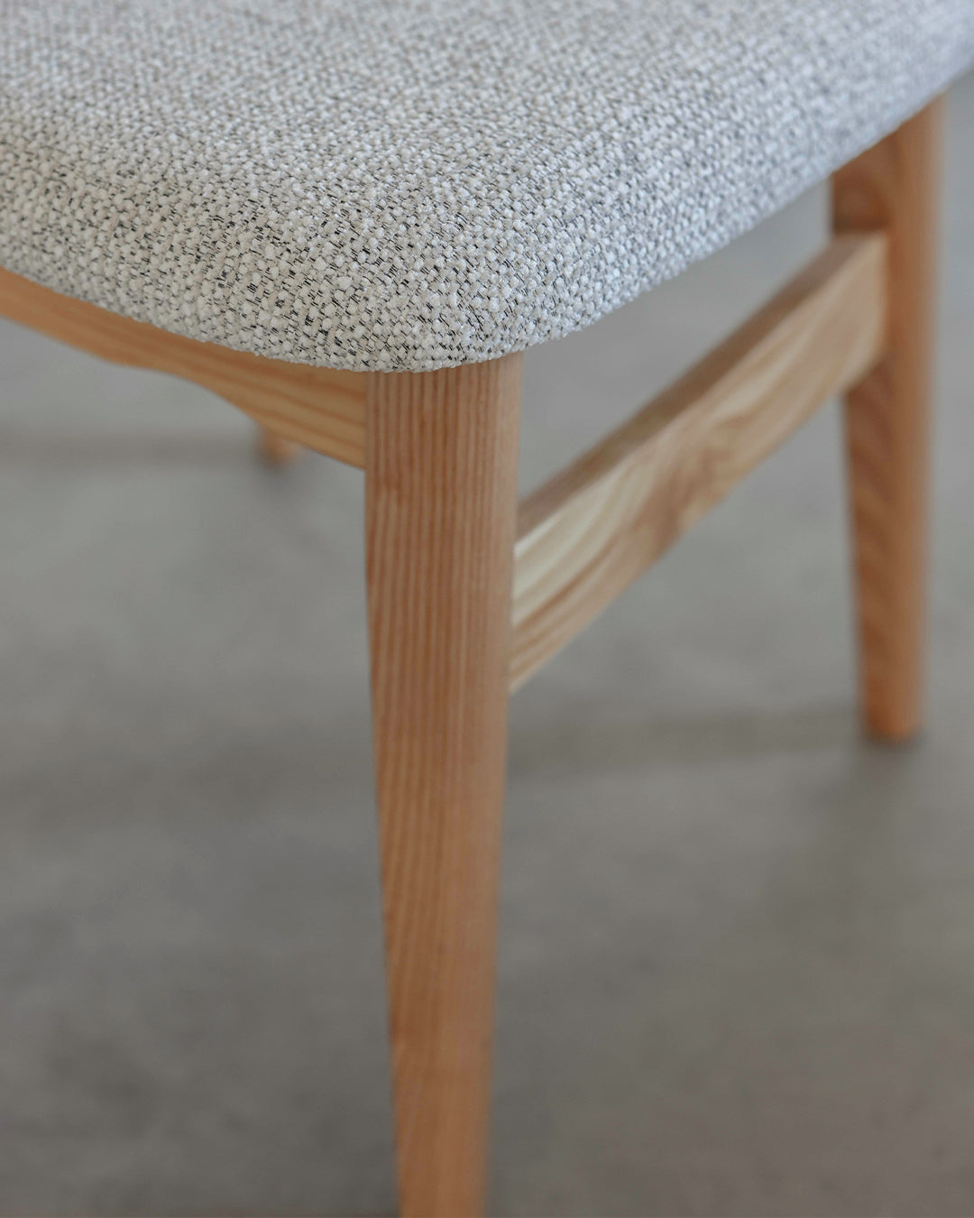 Silla de Madera Valeria Beige